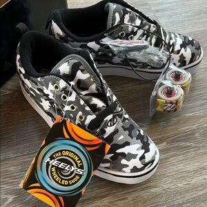 Heelys Camouflage Wheeled Shoes